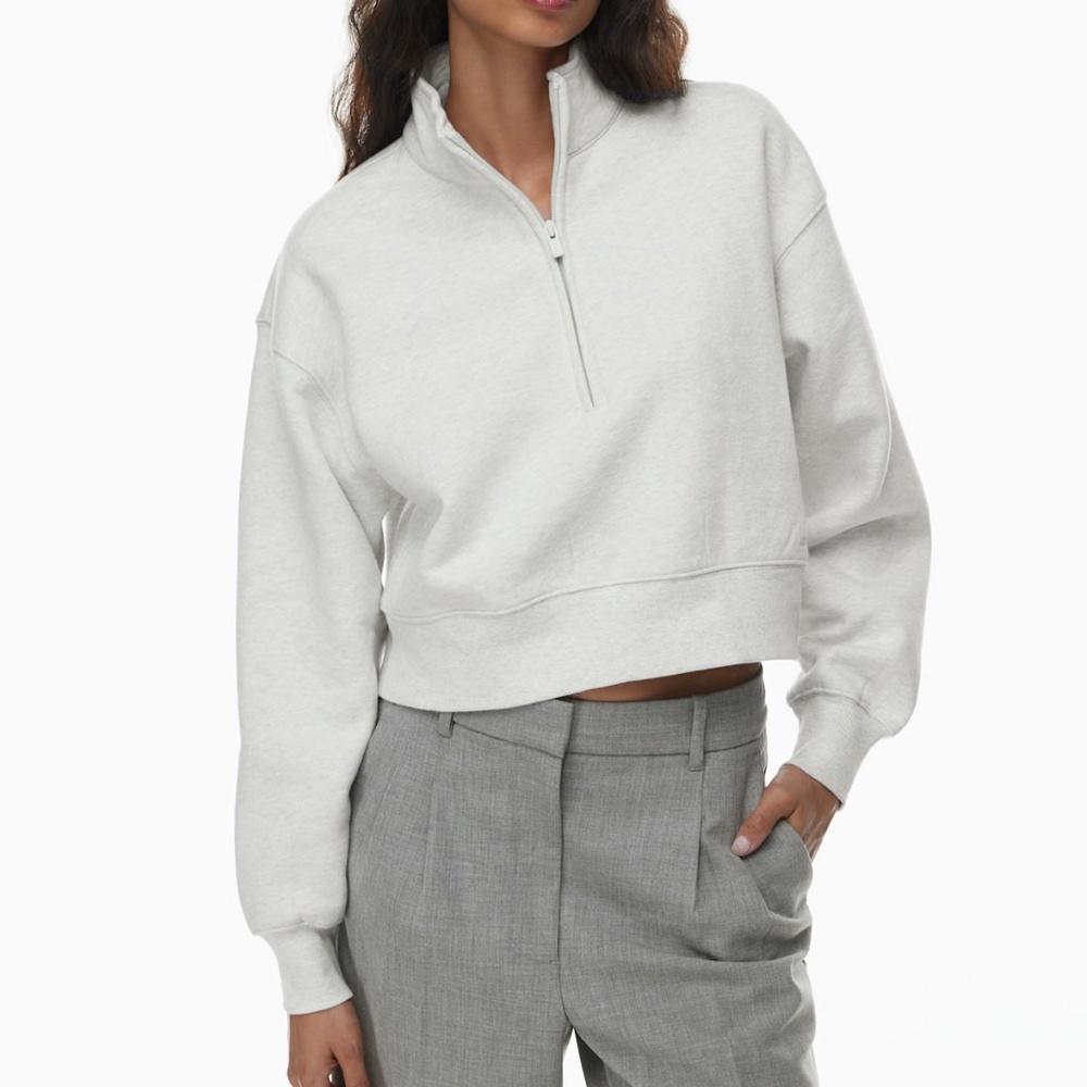 Aritzia Cozy Fleece Boyfriend Waist Sweatshirt XS, Heather Cloud White